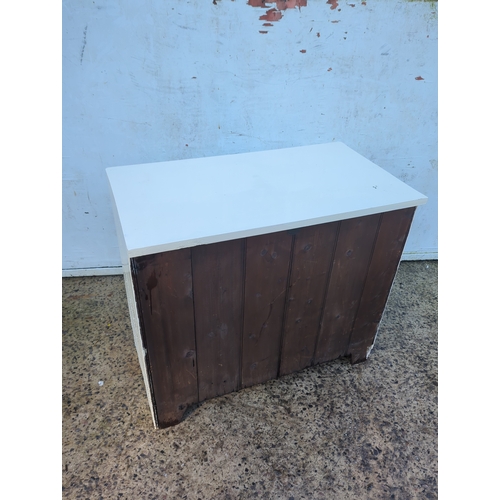 526 - White Chest of Drawers