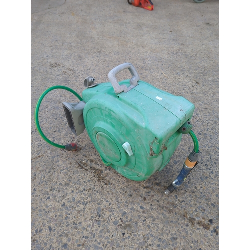 60 - Hozelock Hose Reel
