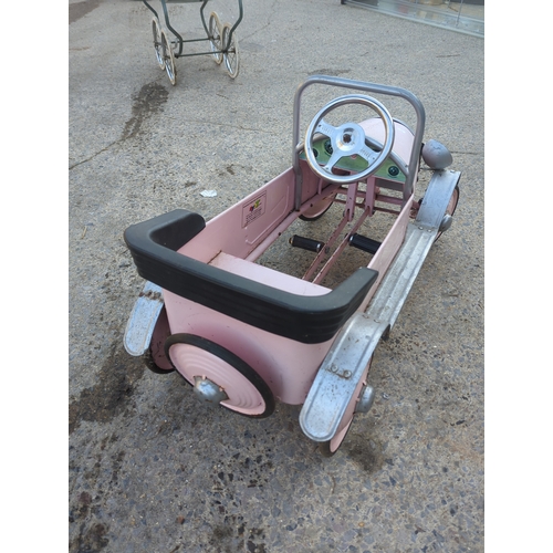 66 - Retro Syot Pedal Car