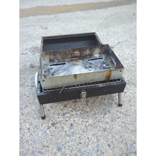 69 - Portable Charcoal BBQ Grill