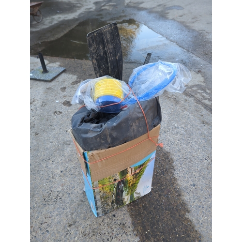 79 - Pure4Fun Inflatable Boat Set