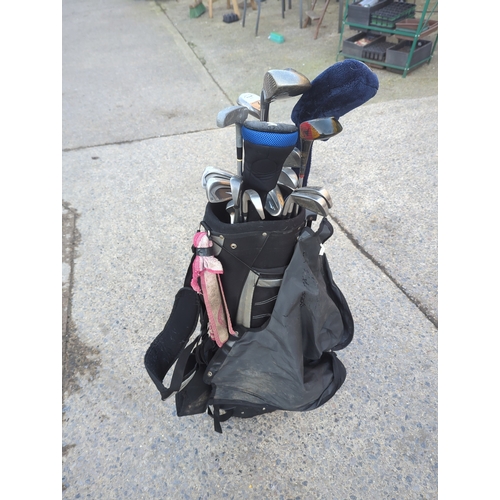 83 - St Andrews Golf Club Set with Wilson and Callaway Clubs