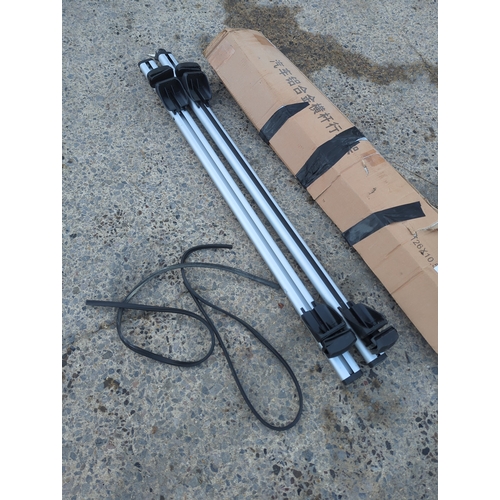 87 - Aluminium Roof Racks