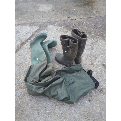 91 - Bundle of Waders and Wellies