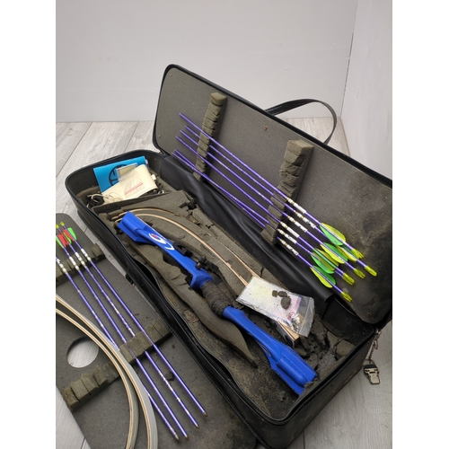 202 - Longshot TD-01 Trainer Archery Set