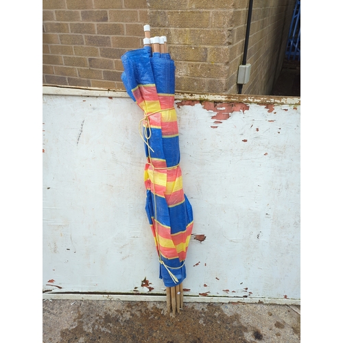 99 - Foldable Garden Windbreak