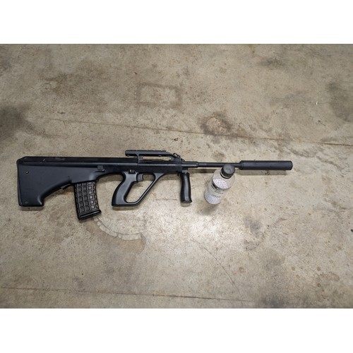 180 - Black BB Rifle With BB's