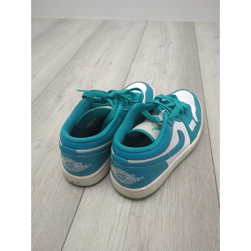 1881 - Nike Air Jordan 1 Emerald