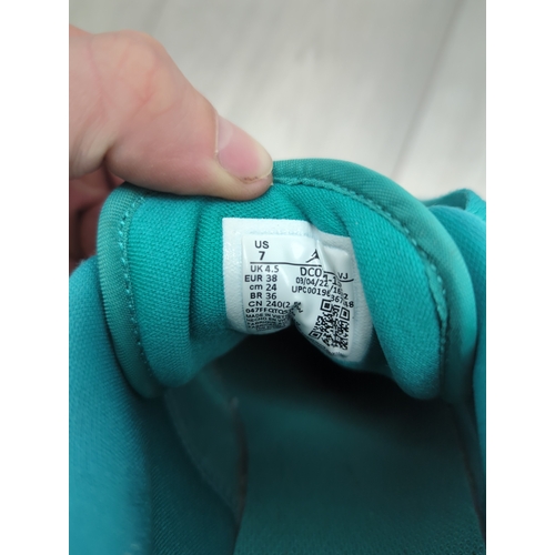 1881 - Nike Air Jordan 1 Emerald