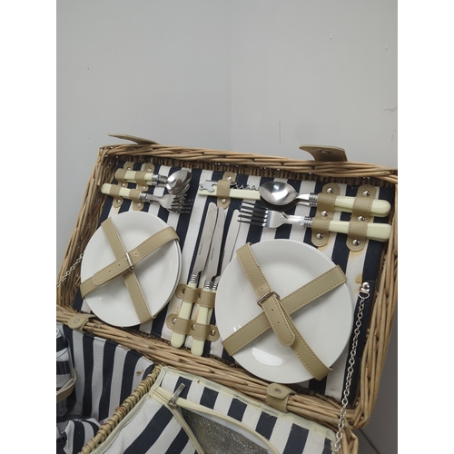 19 - Wicker Picnic Hamper with Tableware