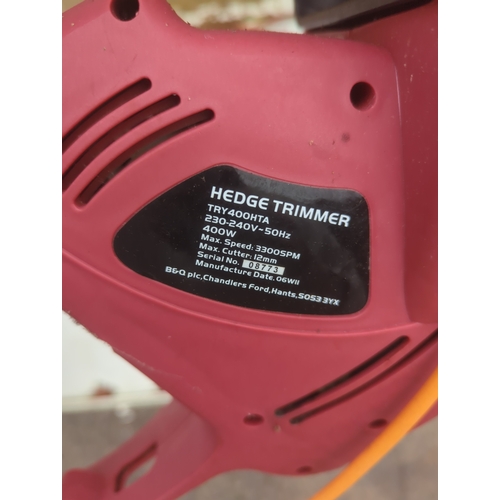 24 - B&Q TRY400HTA Hedge Trimmer
