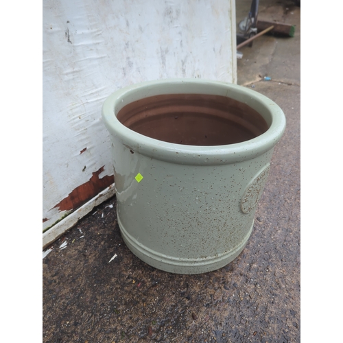 28 - Heritage Garden Pottery Planter