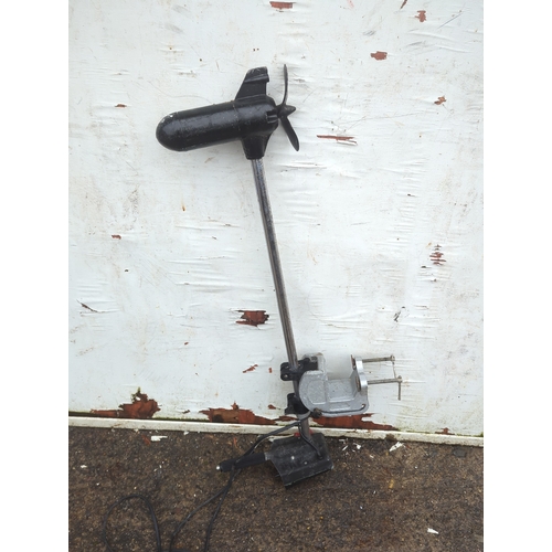 49 - Outboard Motor with Propeller