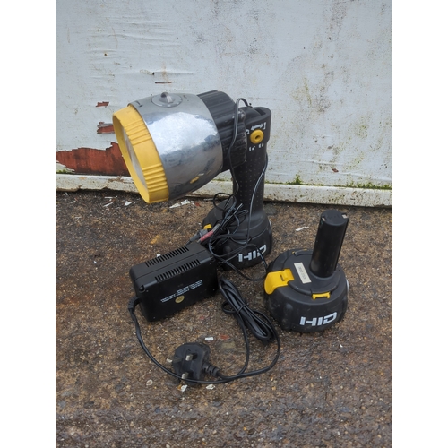 53 - HID-Xenon Search Light