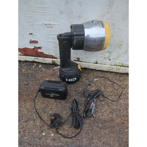 53 - HID-Xenon Search Light