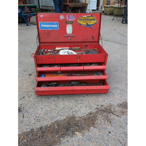Duckhams Red Tool Chest with Assorted Tools