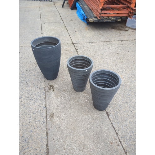 11 - Lot of 3 Planters