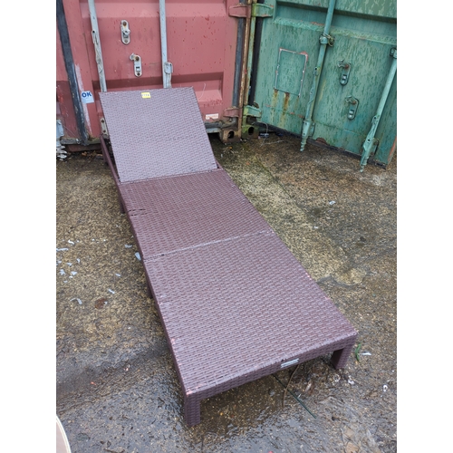 59 - Tectake Rattan Sun Lounger