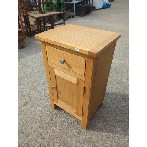 430 - Country Comfort Oak Cabinet