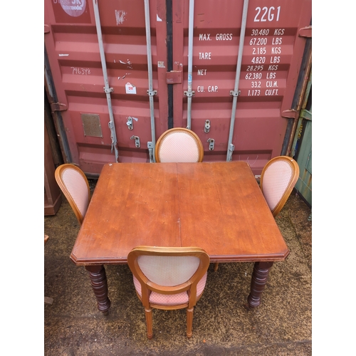 466 - Lot of 4 dining chairs and Extending table