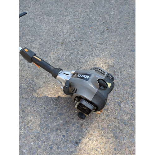 217 - Titan grass trimmer