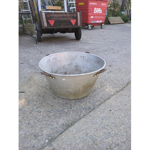 218 - Large Aluminium Tub with Handle