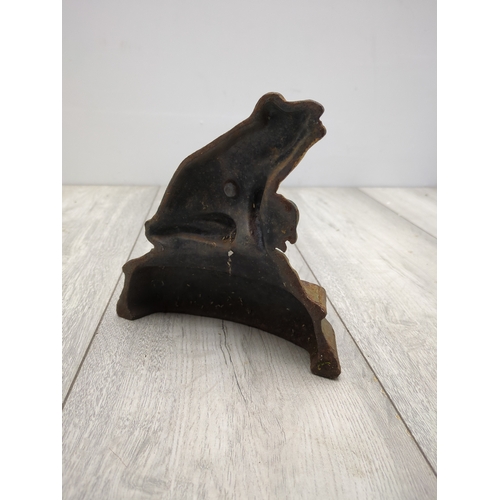 203 - Cast Iron Frog Door Stop