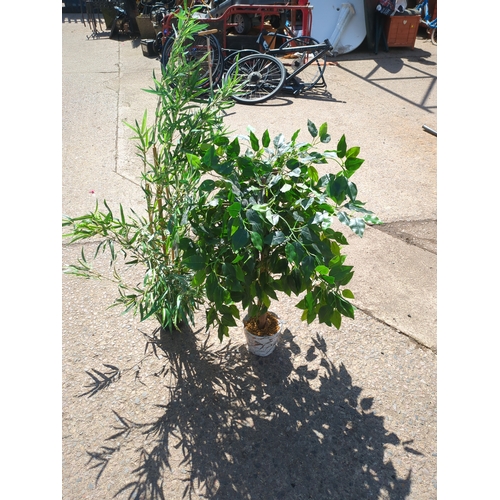140 - Selection of Artificial Plants