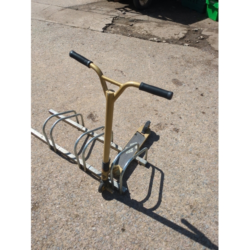 142 - MGP VX8 Scooter
