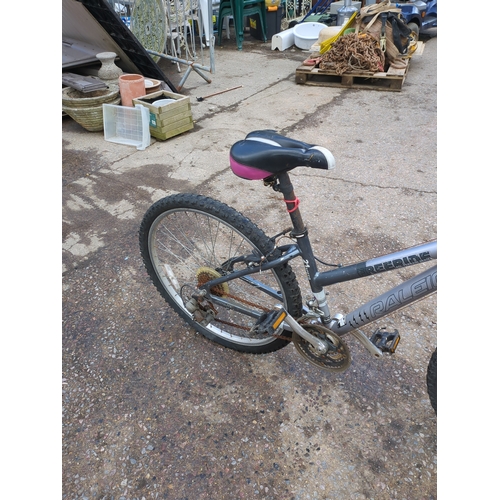 144 - Raleigh Freeride M2000 Bicycle