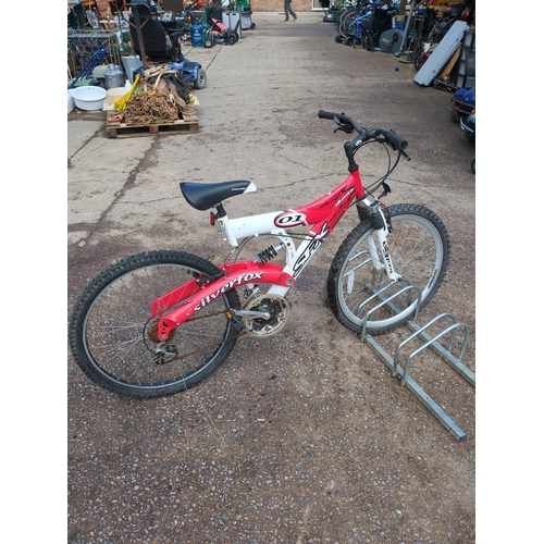 147 - Silverfox SF70 bicycle
