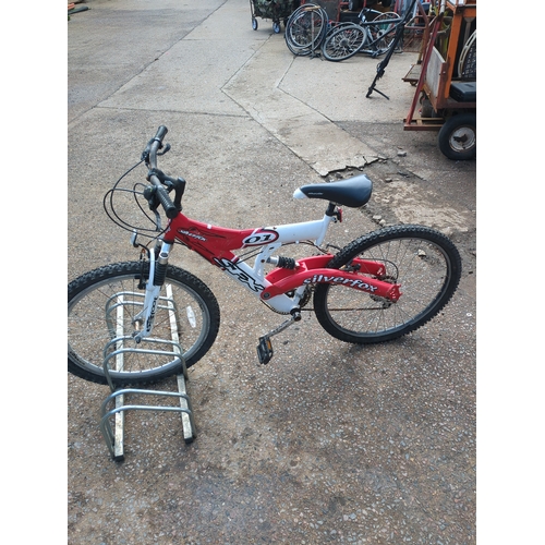 147 - Silverfox SF70 bicycle