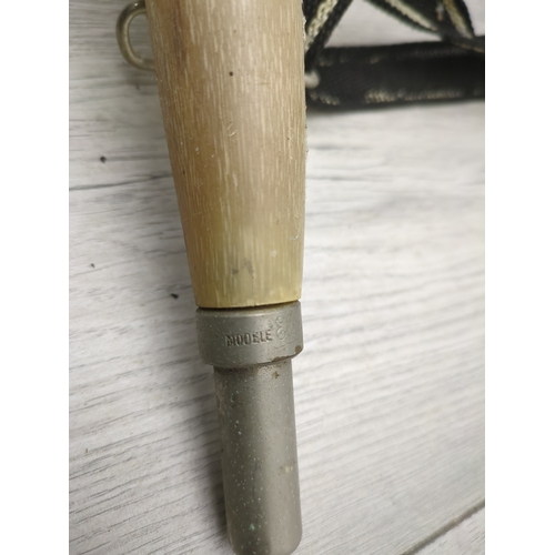 201 - Model 16 Hunting Horn with Strap