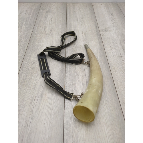 201 - Model 16 Hunting Horn with Strap