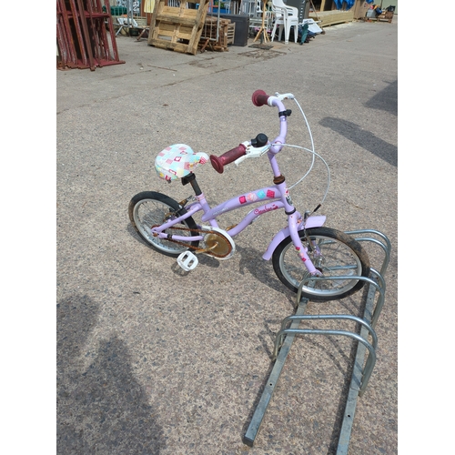 129 - Kid's Bicycle