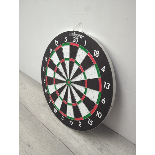 16 - Unicorn XL Dartboard
