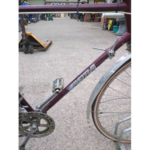 76 - Astra Bicycle