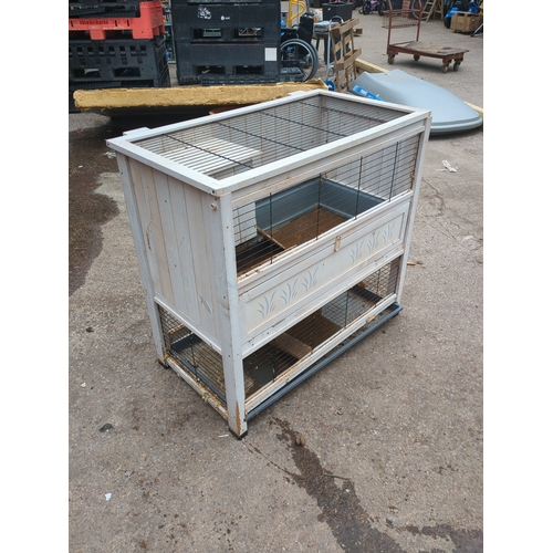 36 - Large Outdoor Animal Hutch