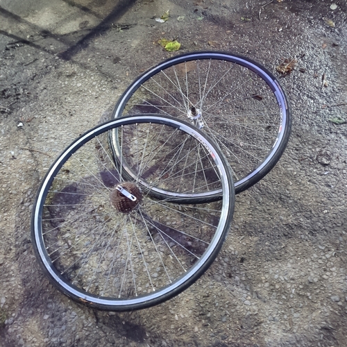 Lot of 2 Bicycle Wheels