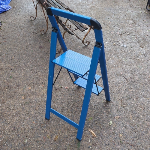 Blue Metal Step Ladder