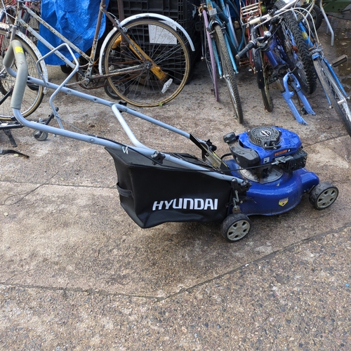 Hyundai Easy Start 99cc Lawn Mower