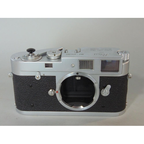 609 - Leica M2-970757 DBP camera