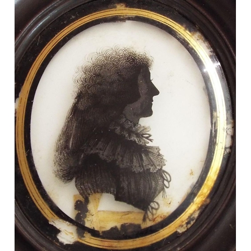 666 - Mrs Isabella Beetham (British 1753-1825) - Silhouette profile portrait miniature,reverse painted on ... 