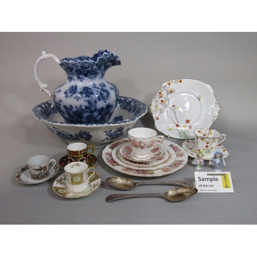 78 - A quantity of Standard China Tudor shaped Art Deco teawares,Colclough floral dinner and teawares,a R... 