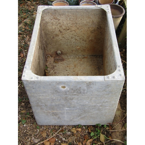 108 - Glavanised iron water tank, with riveted borders, 50cm high x 70cm long x 50cm wide