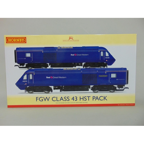 68 - Hornby FGW Class 43 HST Pack R3478 includes powered car 43070 and unpowered car 43036, with original... 