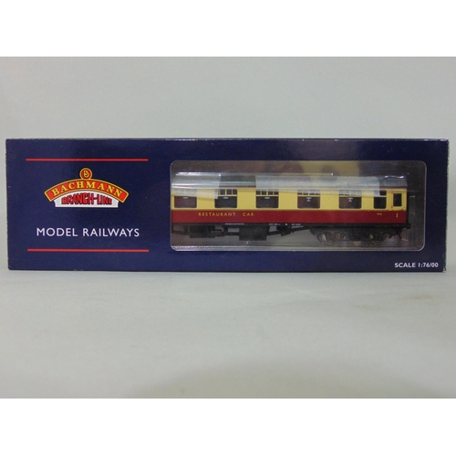 93 - 15 Bachmann Branchline boxed coaches all in crimson/ cream livery (15)