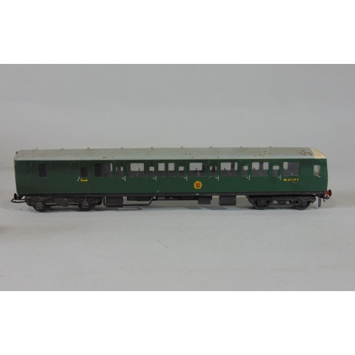 150 - Ambric DMU carriages: 3 trailer car and one powered car together with 2  (AF) hand painted wooden fr... 