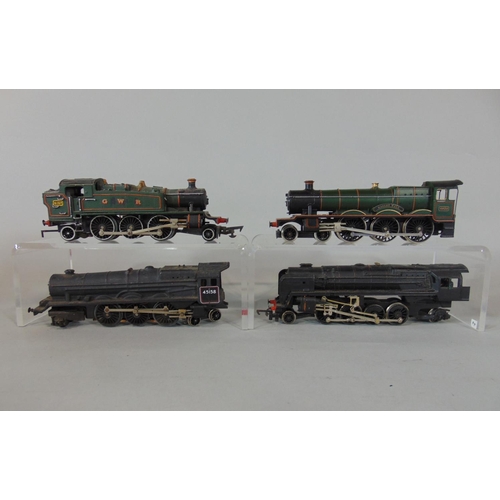 154 - Large collection of locomotives and rolling stock including unboxed Hornby '41 Squadron'4-6-2 with t... 