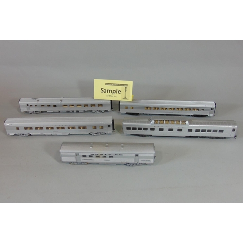 214 - Large collection of unboxed North American rolling stock including Santa Fe coaches, freight cars, r... 